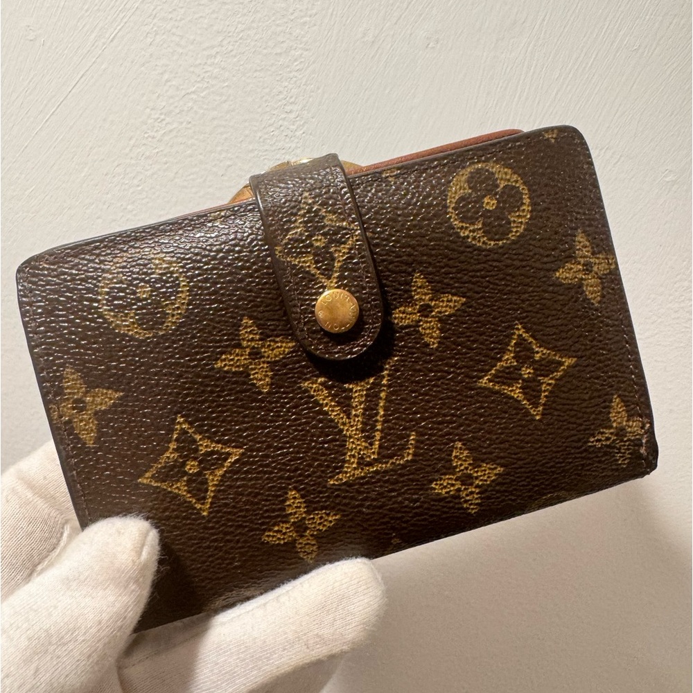 🤎100% Louis Vuitton Monogram KISS LOCK French Wallet🤎